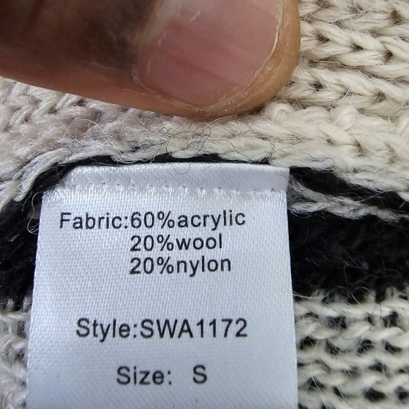 Elan Aztec Cardigan Reversible   Mixed Print Womens Sz S Fringe Wool Oversized - Picture 8 of 11